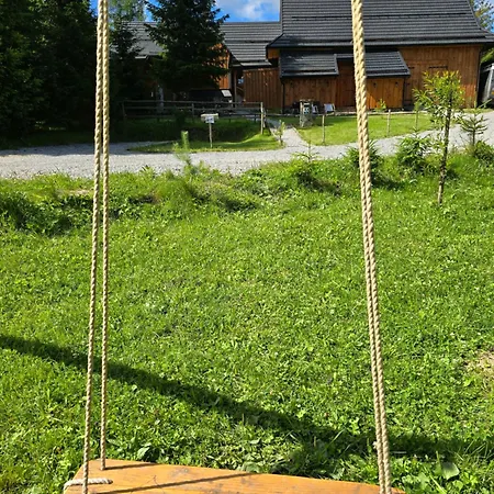 Minikemp Na Palcovce - Minipokoje A Spani V Obytnych Autech * Huty