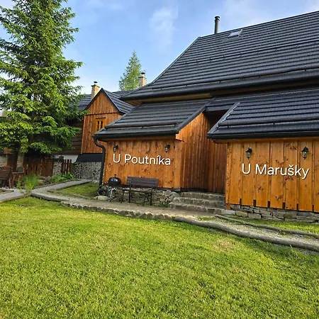 Minikemp Na Palcovce - Minipokoje A Spani V Obytnych Autech Campsite *