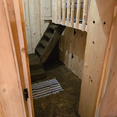 אתר קמפינג Minikemp Na Palcovce - Minipokoje A Spani V Obytnych Autech *