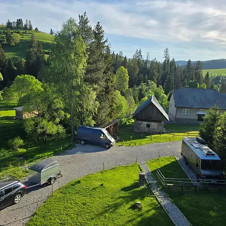 Minikemp Na Palcovce - Minipokoje A Spani V Obytnych Autech *