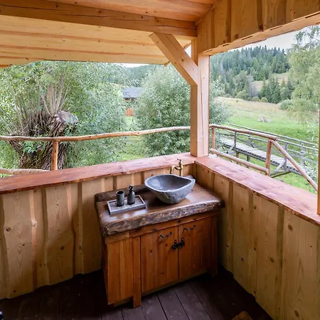 אתר קמפינג Minikemp Na Palcovce - Minipokoje A Spani V Obytnych Autech